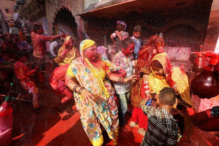 جشن هولی _ جشنواره رنگ‌ها در هندوستان