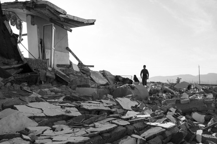 زلزله _ مجموعه عکس " تن لرزه های شهر من "