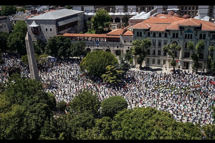  آیاصوفیه _ نخستین _ اولین نماز جمعه درآیاصوفیه استانبول پس از ۸۶ سال
