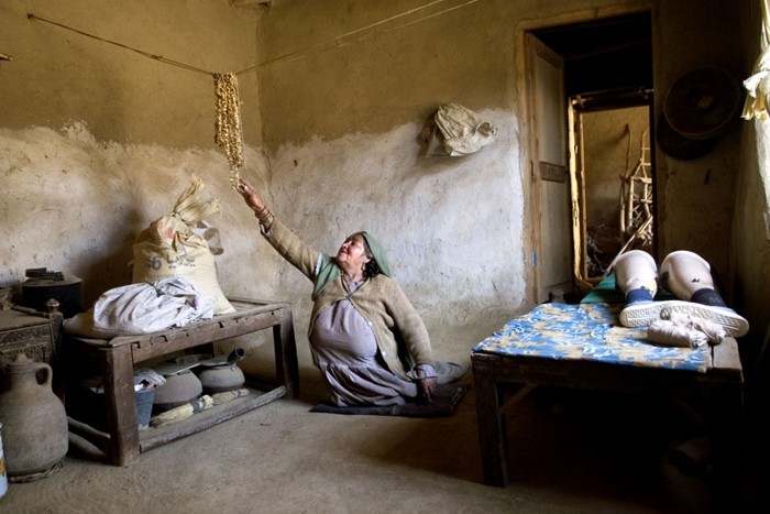  زنان افغانستان _ مجموعه عکس " زندگی زنان افغان " 