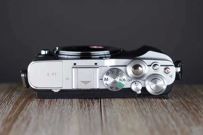 دوربین جدید بدون آینه Olympus PEN E-P7 معرفی شد