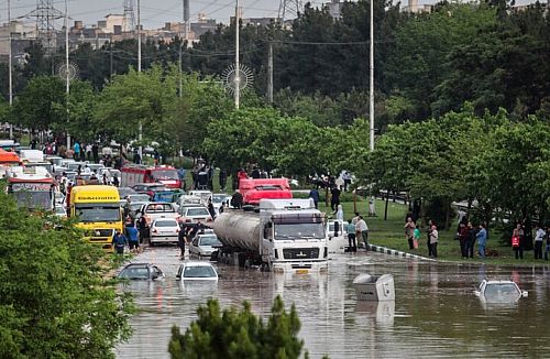 حدود ۱۰ هزار پرونده خسارت خودرو در جریان سیل خراسان رضوی تشکیل شد